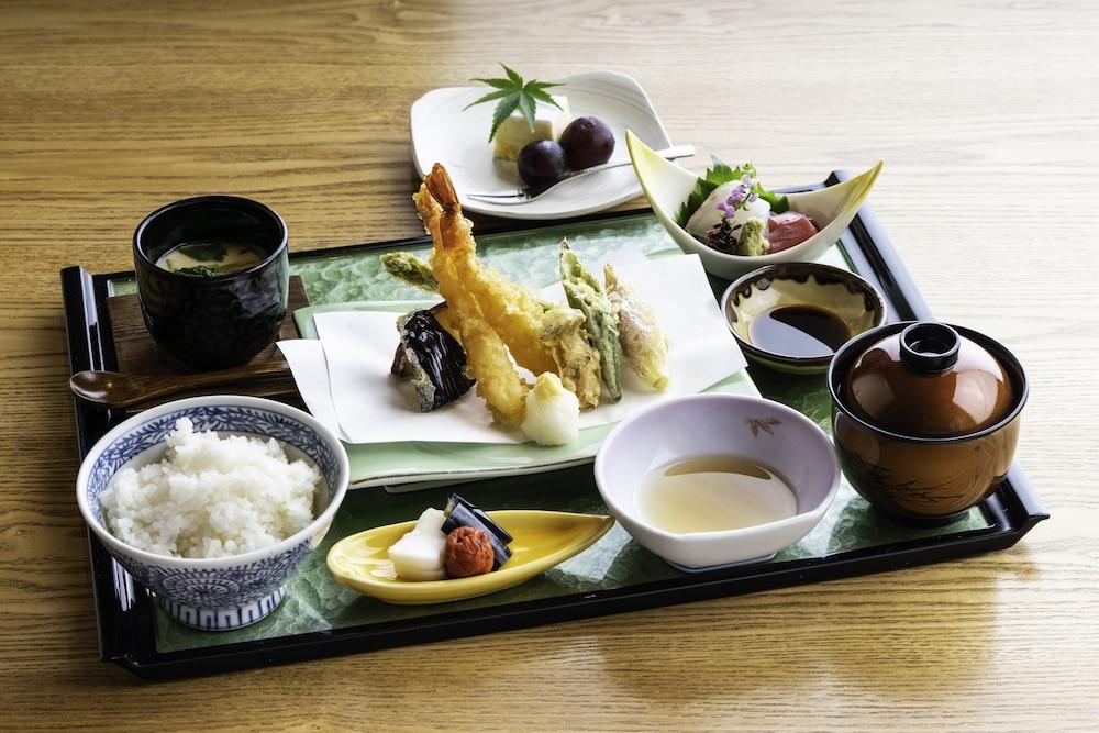 President Hakata Hotel